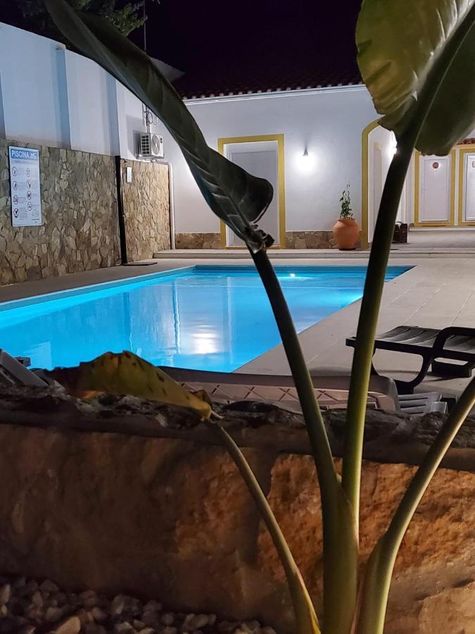 Aparthotel Casinhas Da Avo Aura Reguengos de Monsaraz Exterior foto